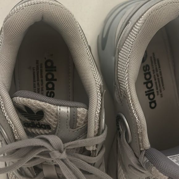 Adidas falcon running shoes size 7 1/2 women’s - Picture 8 of 8